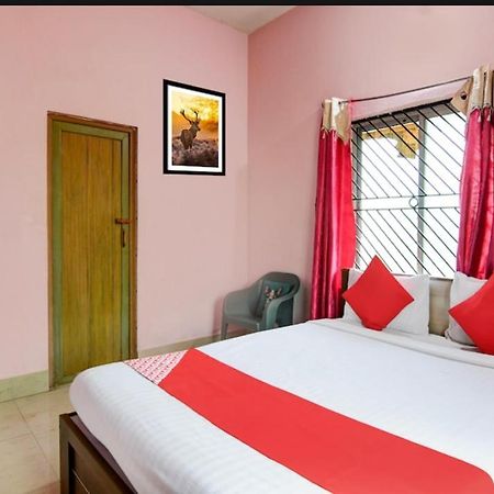 Hotel R Palace Bhubaneswar Bagian luar foto