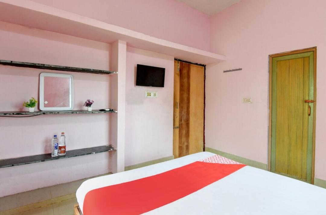 Hotel R Palace Bhubaneswar Bagian luar foto